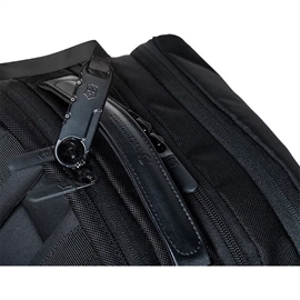 Victorinox Altmont Professional Deluxe Travel Laptop, black