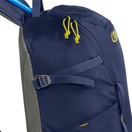 Camelbak Cloud Walker 18 Hydration Pack