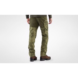 Fjällräven Barents Pro Hunting Trousers Men, gr. camo/deep forest