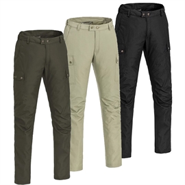 Pinewood Finnveden Classic buks