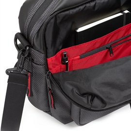 Eastpak Sheldan Cnnct Coat skuldertaske-black