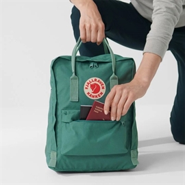 Fjällräven Kånken standard-frost green chess pattern