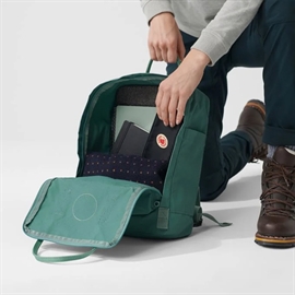 Fjällräven Kånken standard-frost green chess pattern