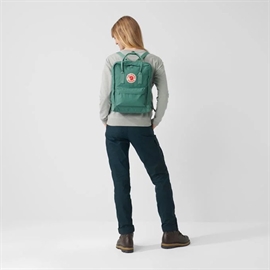 Fjällräven Kånken standard-frost green chess pattern