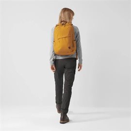 Fjällräven Räven 28 L-redwood