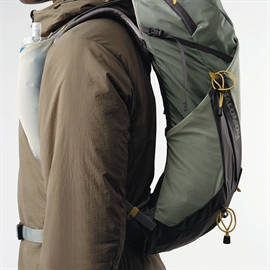 Salomon Aerotrek 20