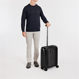 Victorinox Airox Global Hardside Carry On